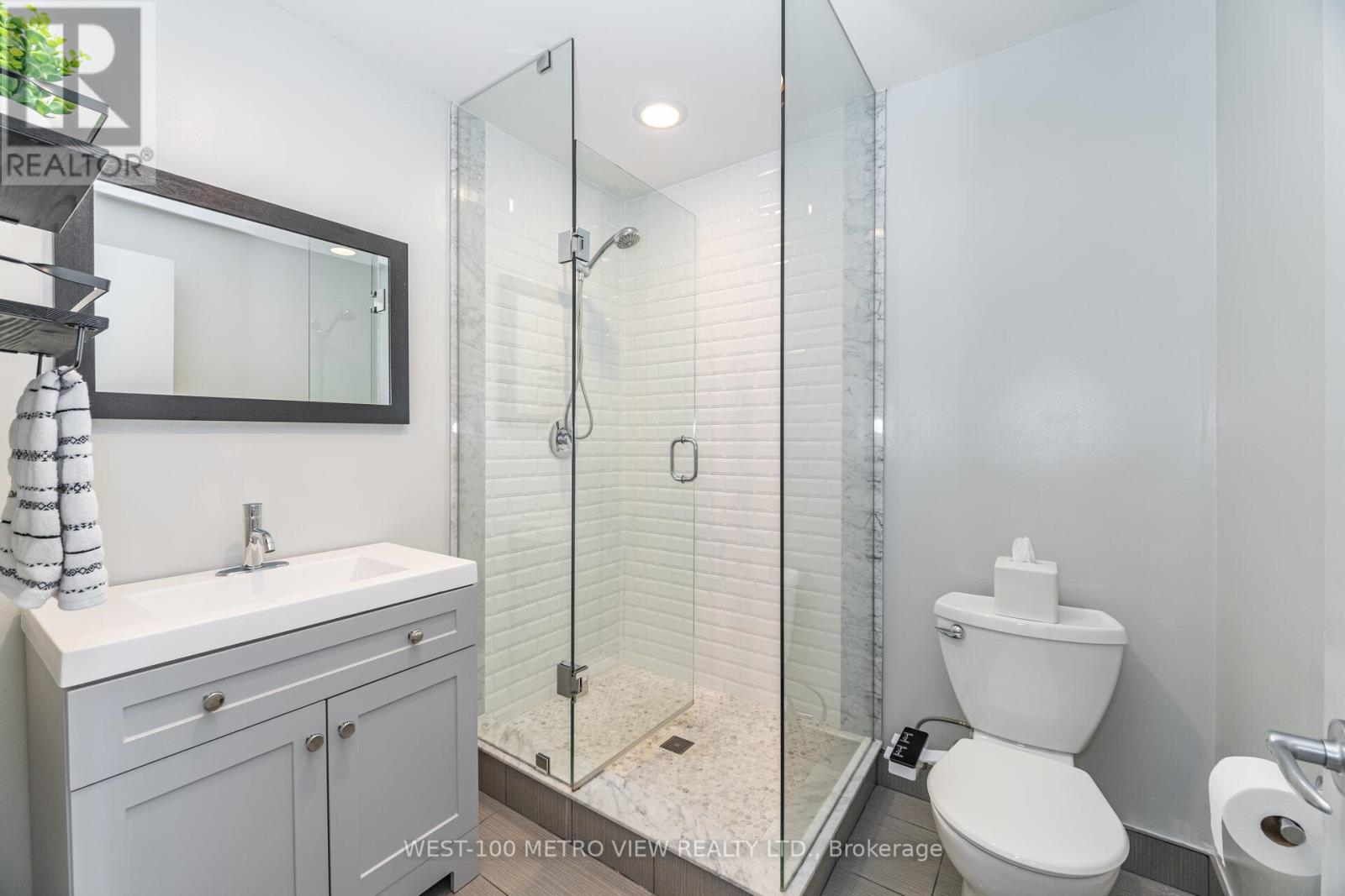 710 - 700 King Street W, Toronto (Waterfront Communities), Ontario  M5V 2Y6 - Photo 31 - C12439086