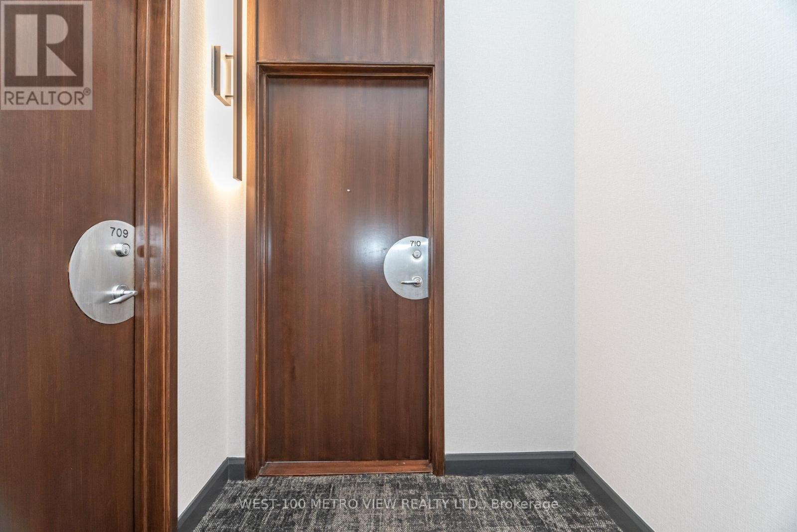 710 - 700 King Street W, Toronto (Waterfront Communities), Ontario  M5V 2Y6 - Photo 4 - C12439086