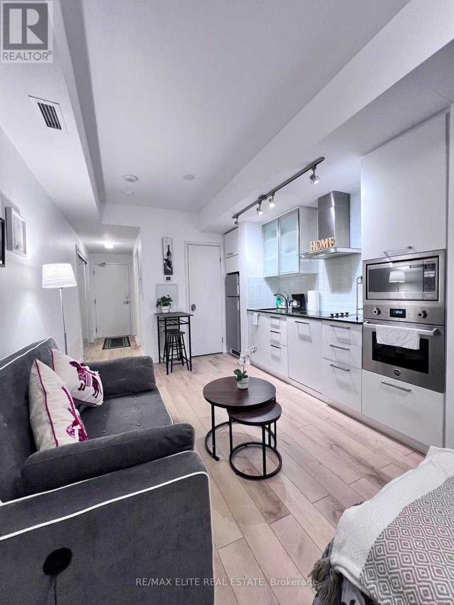 2108 - 12 York Street, Toronto, Ontario  M5J 0A9 - Photo 13 - C12432274