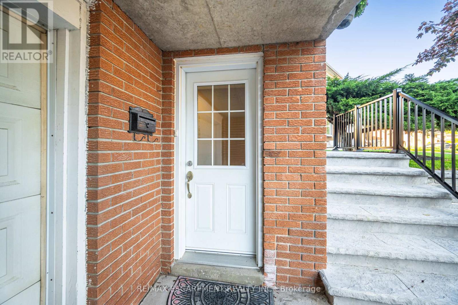 154 Rainbow Drive, Vaughan, Ontario  L4L 2K7 - Photo 20 - N12439087