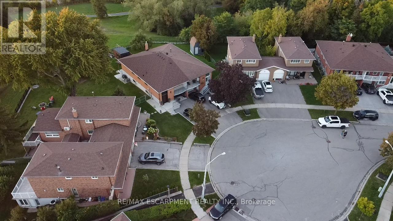 154 Rainbow Drive, Vaughan, Ontario  L4L 2K7 - Photo 48 - N12439087