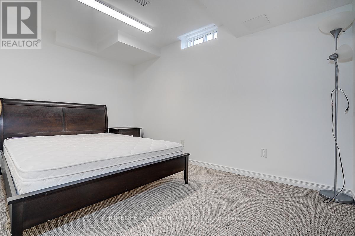 21 Raintree Drive, Markham (Village Green-South Unionville), Ontario  L3R 5T9 - Photo 38 - N12439090