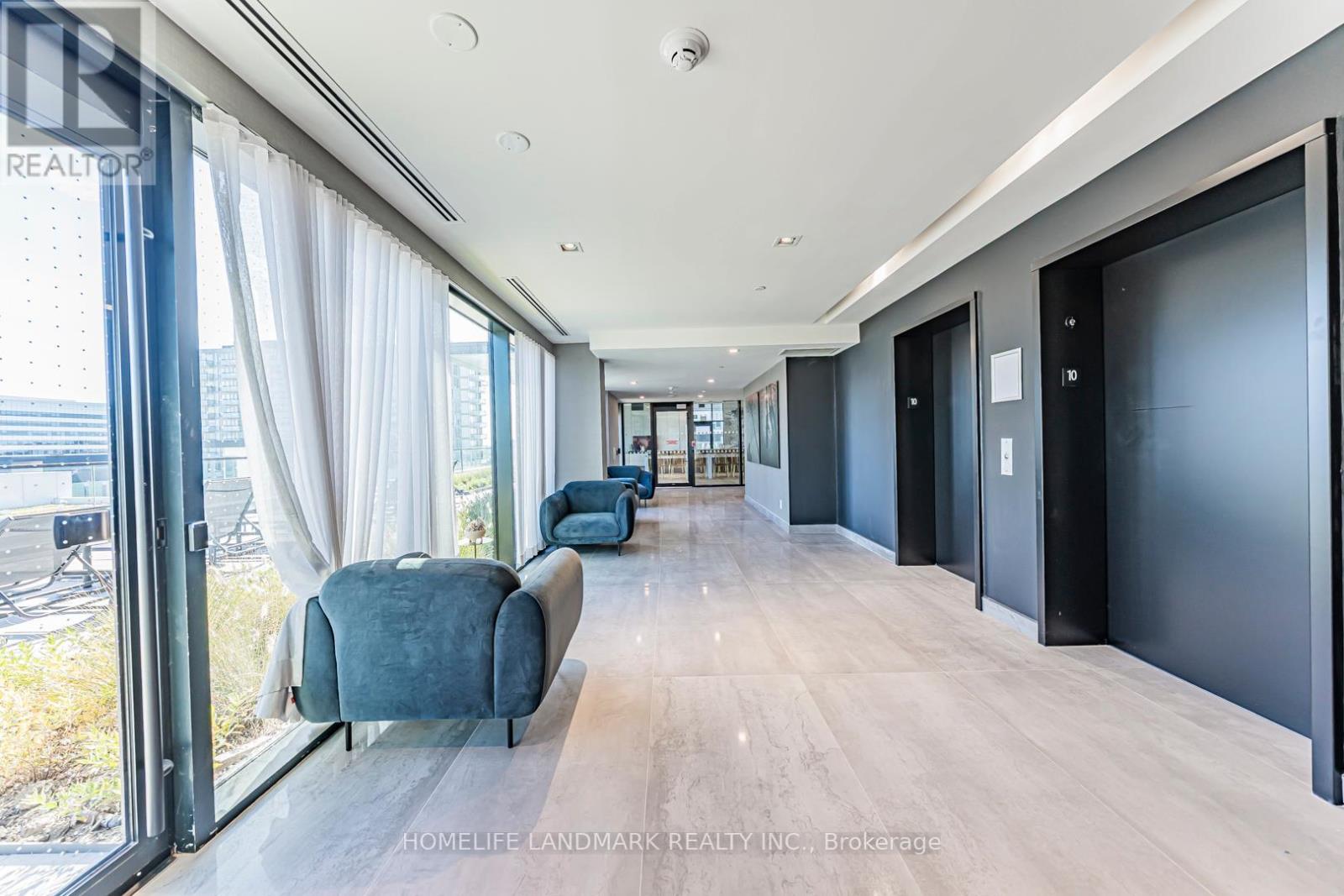 C410 - 38 Simcoe Promenade, Markham, Ontario  L6G 1B3 - Photo 16 - N12439097