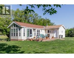 22 Main Street-167;, Ardley, Ca