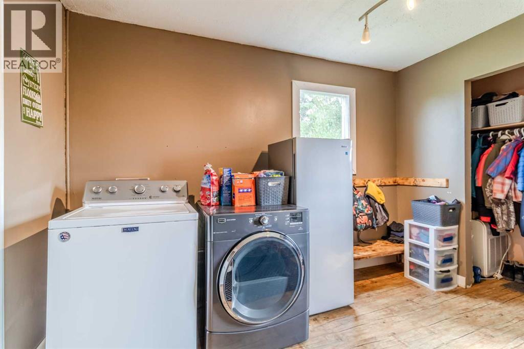 24 Main Street, Ardley, Alberta  T0M 0V0 - Photo 27 - A2234335