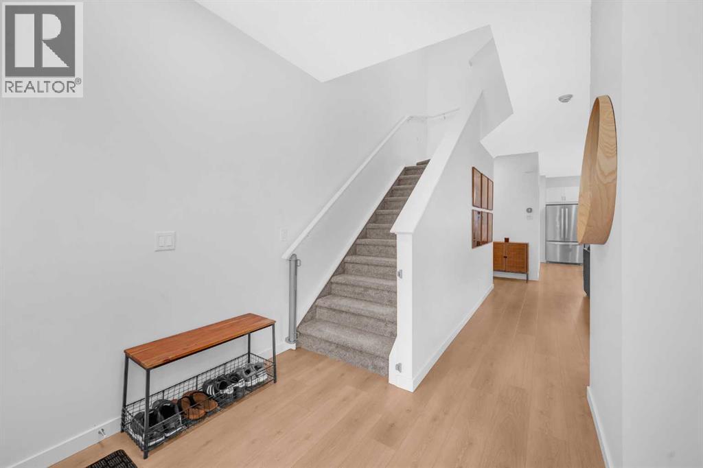 18 Wolf Creek Rise Se, Calgary, Alberta  T2X 4Y9 - Photo 3 - A2261527