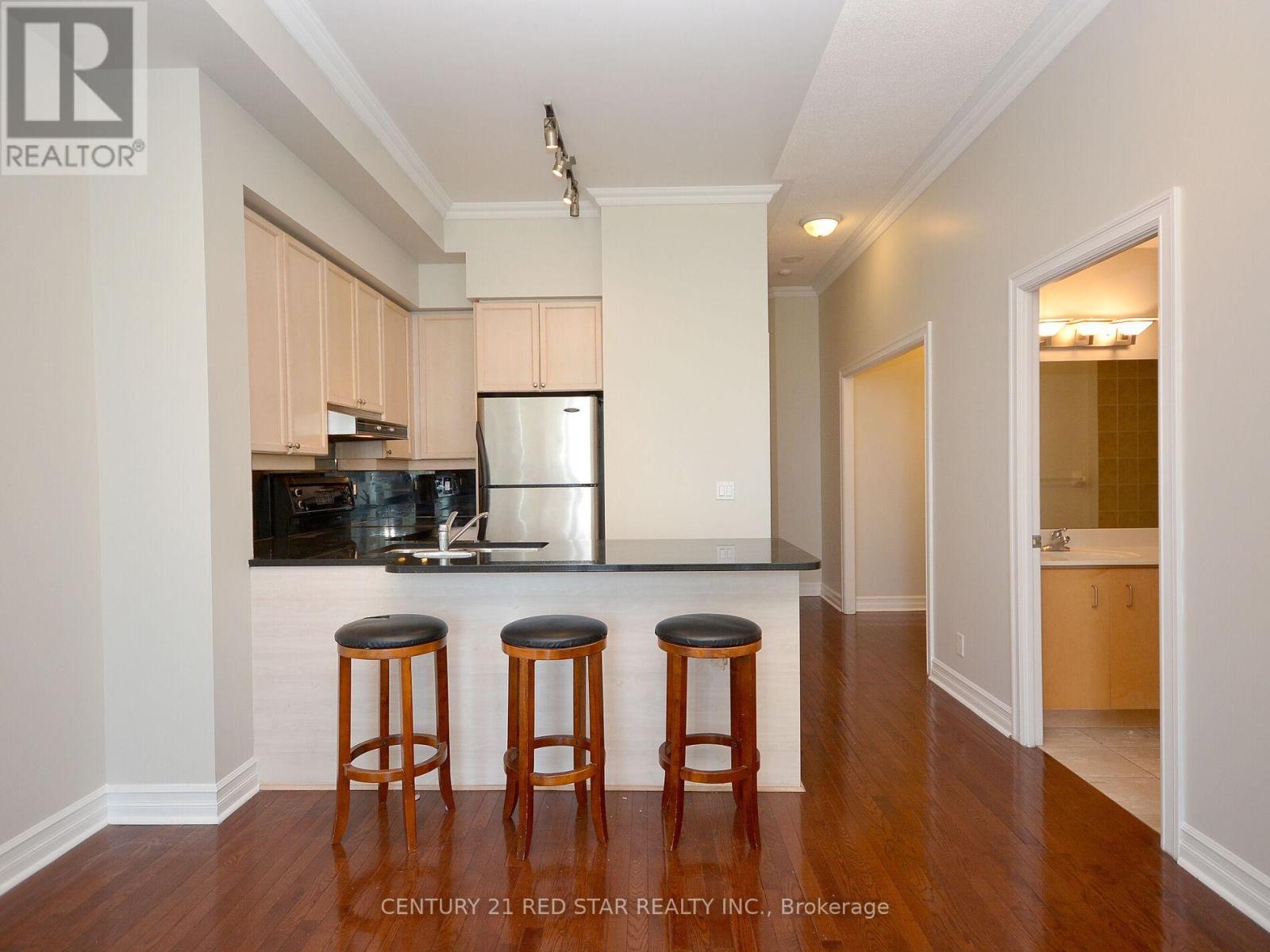 3001 - 1 Elm Drive N, Mississauga (City Centre), Ontario  L5B 4M1 - Photo 15 - W12439084