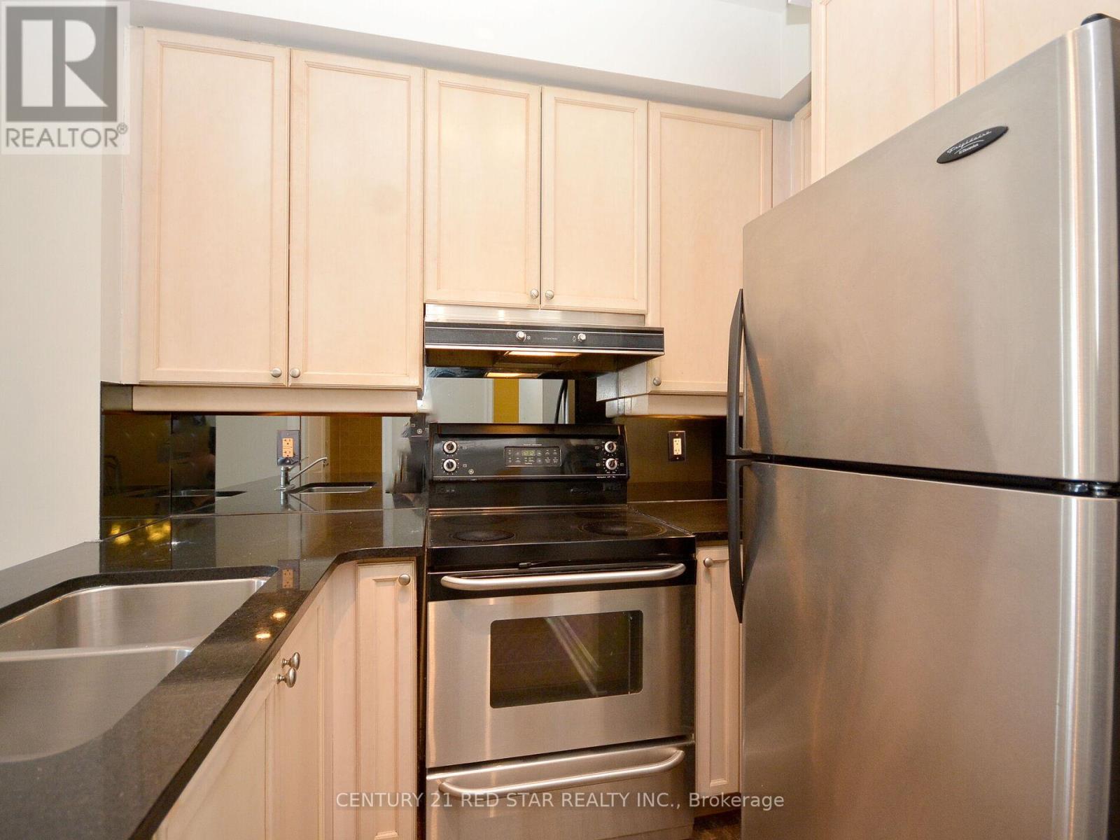 3001 - 1 Elm Drive N, Mississauga (City Centre), Ontario  L5B 4M1 - Photo 19 - W12439084