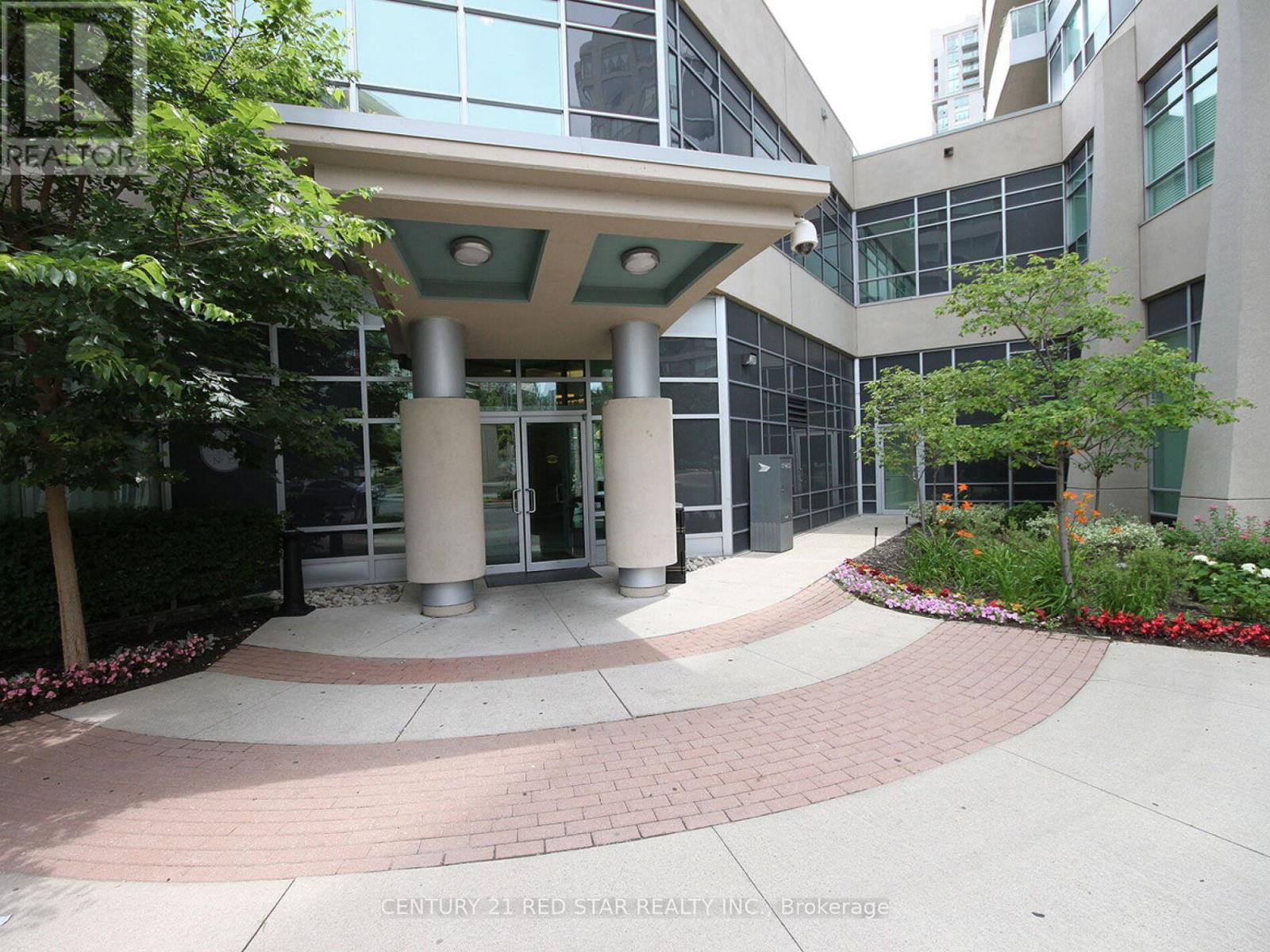 3001 - 1 Elm Drive N, Mississauga (City Centre), Ontario  L5B 4M1 - Photo 2 - W12439084