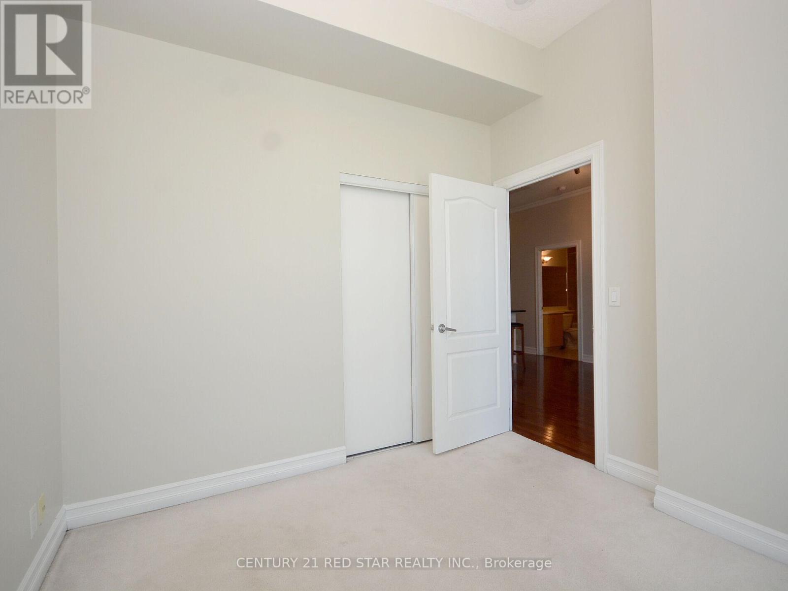 3001 - 1 Elm Drive N, Mississauga (City Centre), Ontario  L5B 4M1 - Photo 31 - W12439084