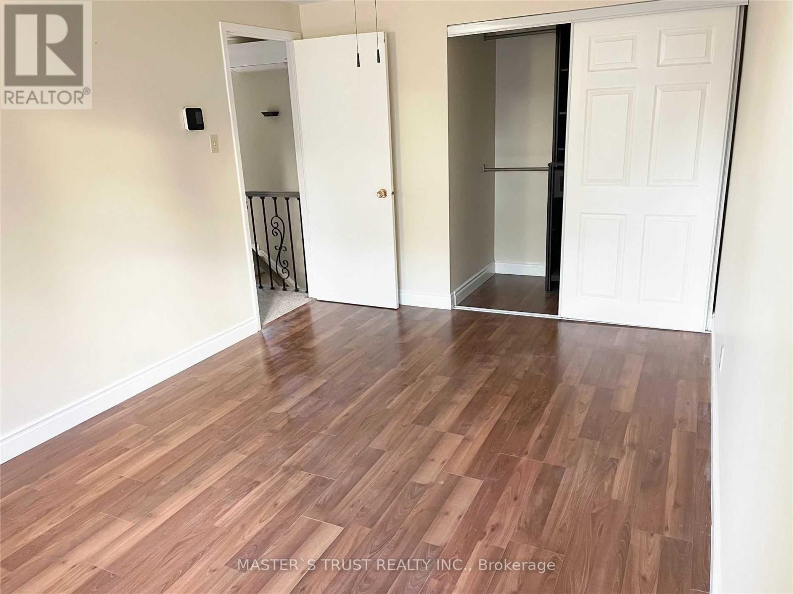4 Gatsby Square, Brampton, Ontario  L6S 2H4 - Photo 9 - W12439088