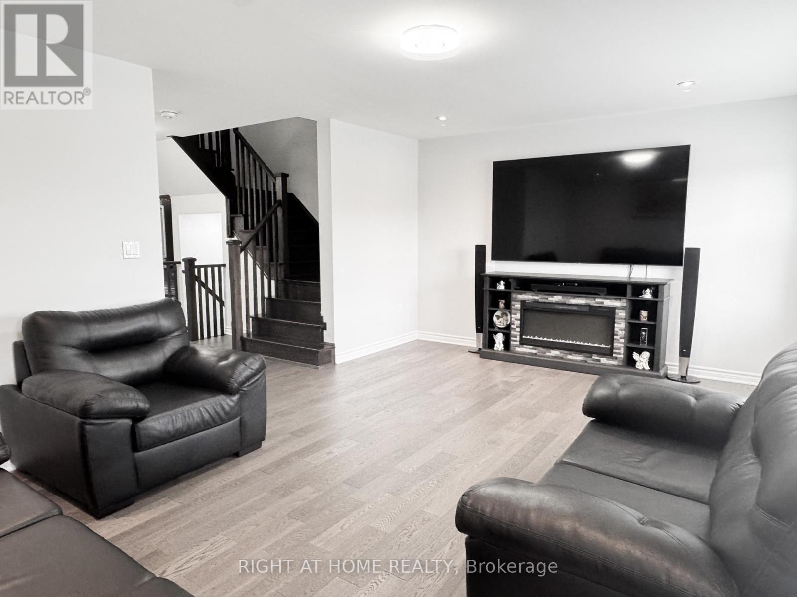6 - 1125 Leger Way, Milton, Ontario  L9E 1N7 - Photo 12 - W12439094