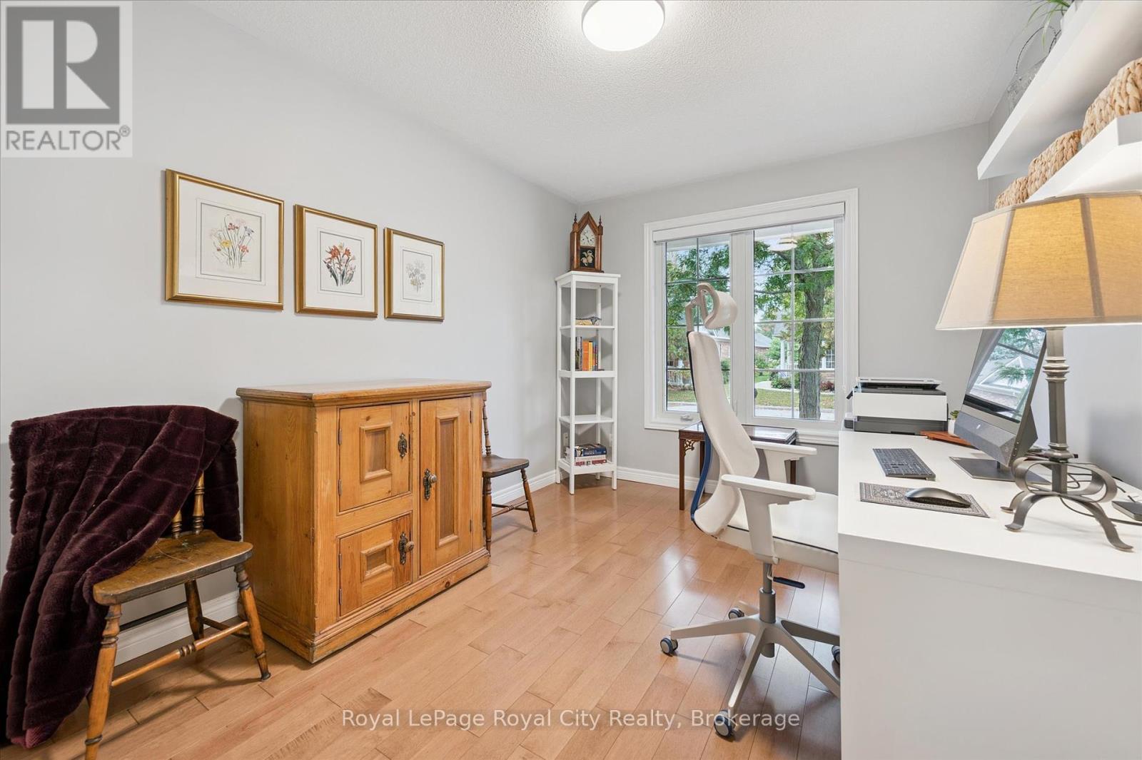 11 Magnolia Lane, Guelph, Ontario  N1G 4X7 - Photo 23 - X12439131