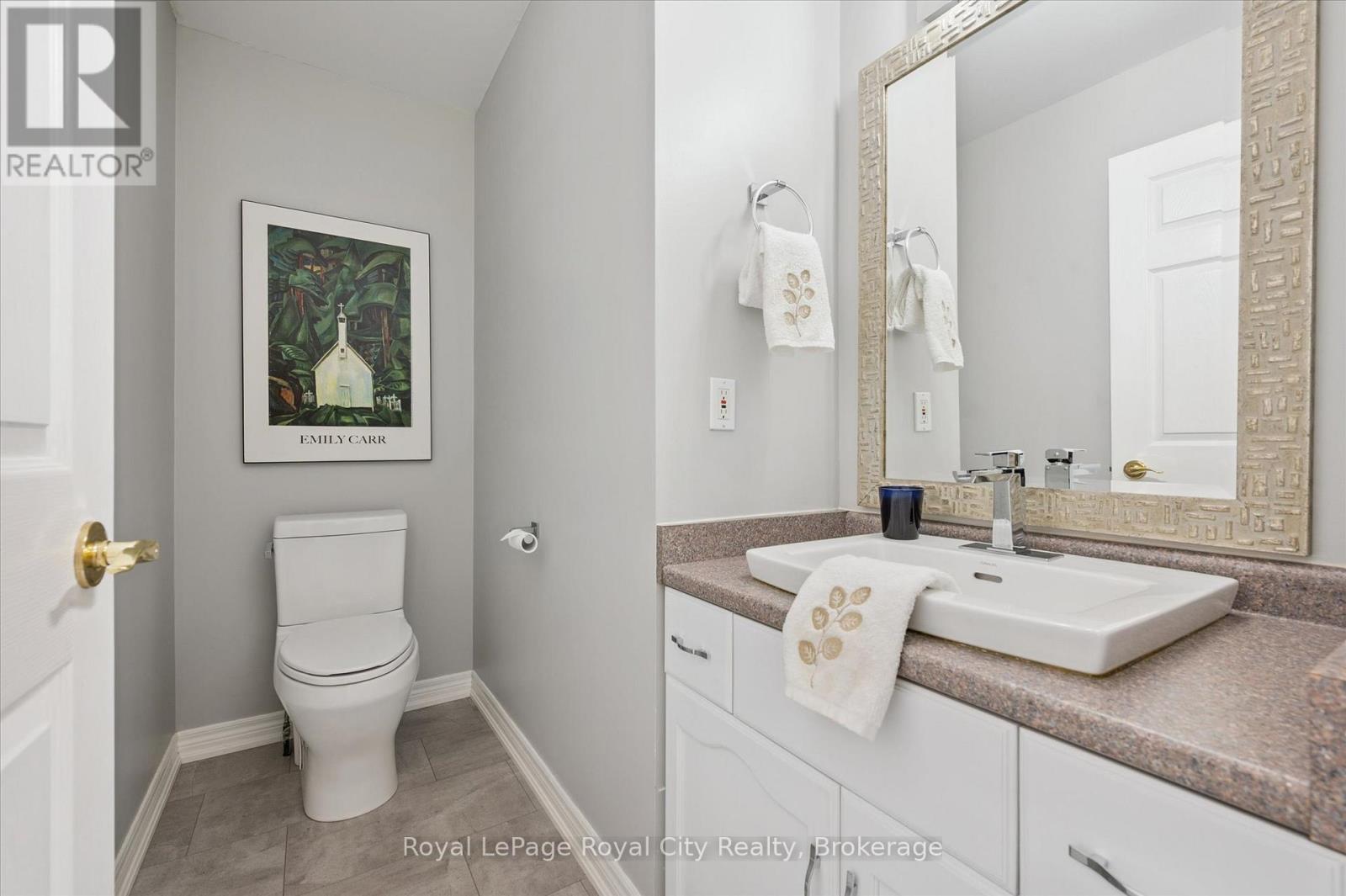 11 Magnolia Lane, Guelph, Ontario  N1G 4X7 - Photo 24 - X12439131