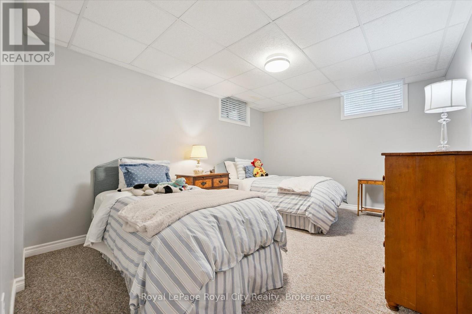11 Magnolia Lane, Guelph, Ontario  N1G 4X7 - Photo 33 - X12439131