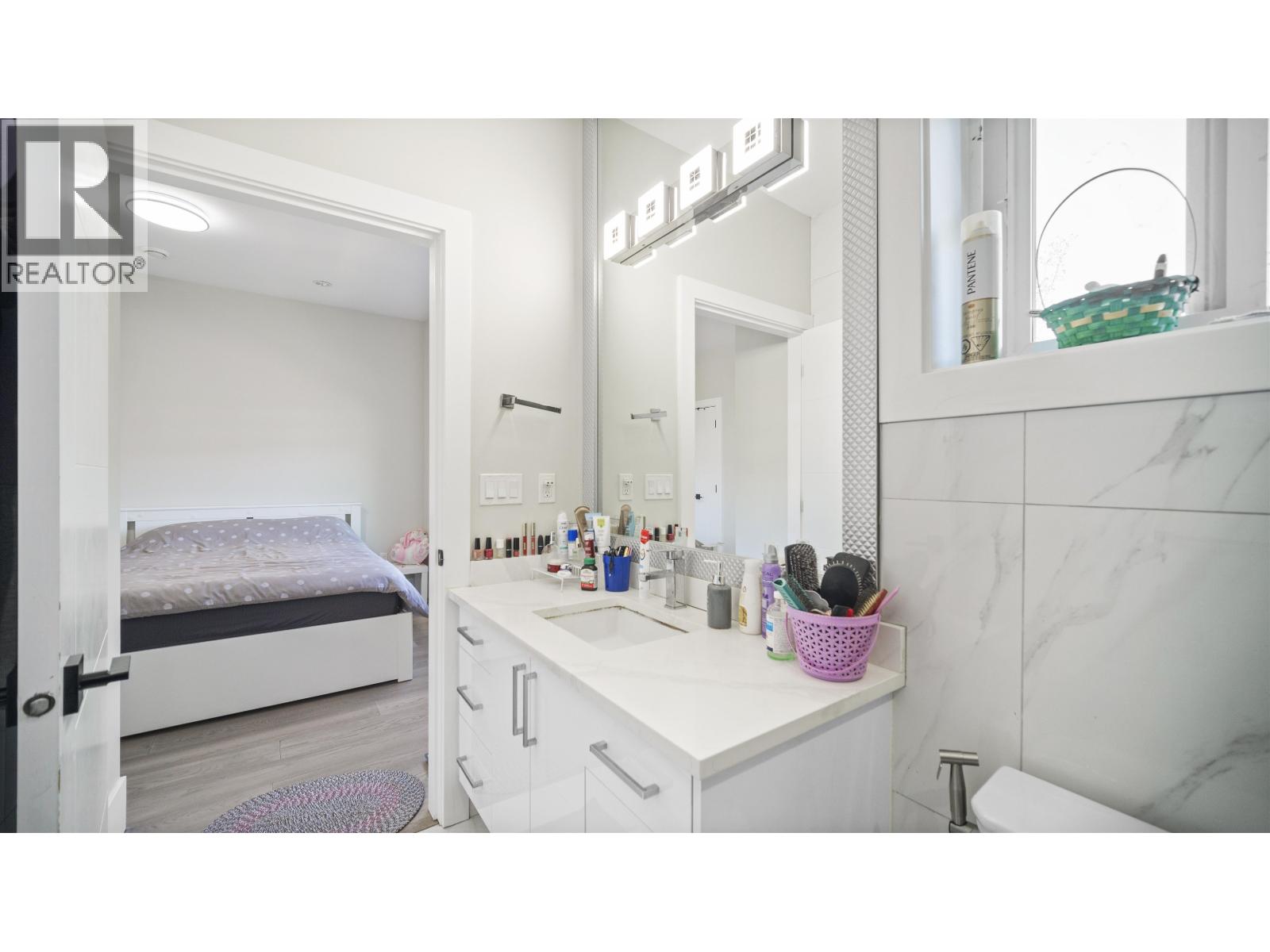 6414 Chester Street, Vancouver, British Columbia  V5W 3C3 - Photo 19 - R3054326
