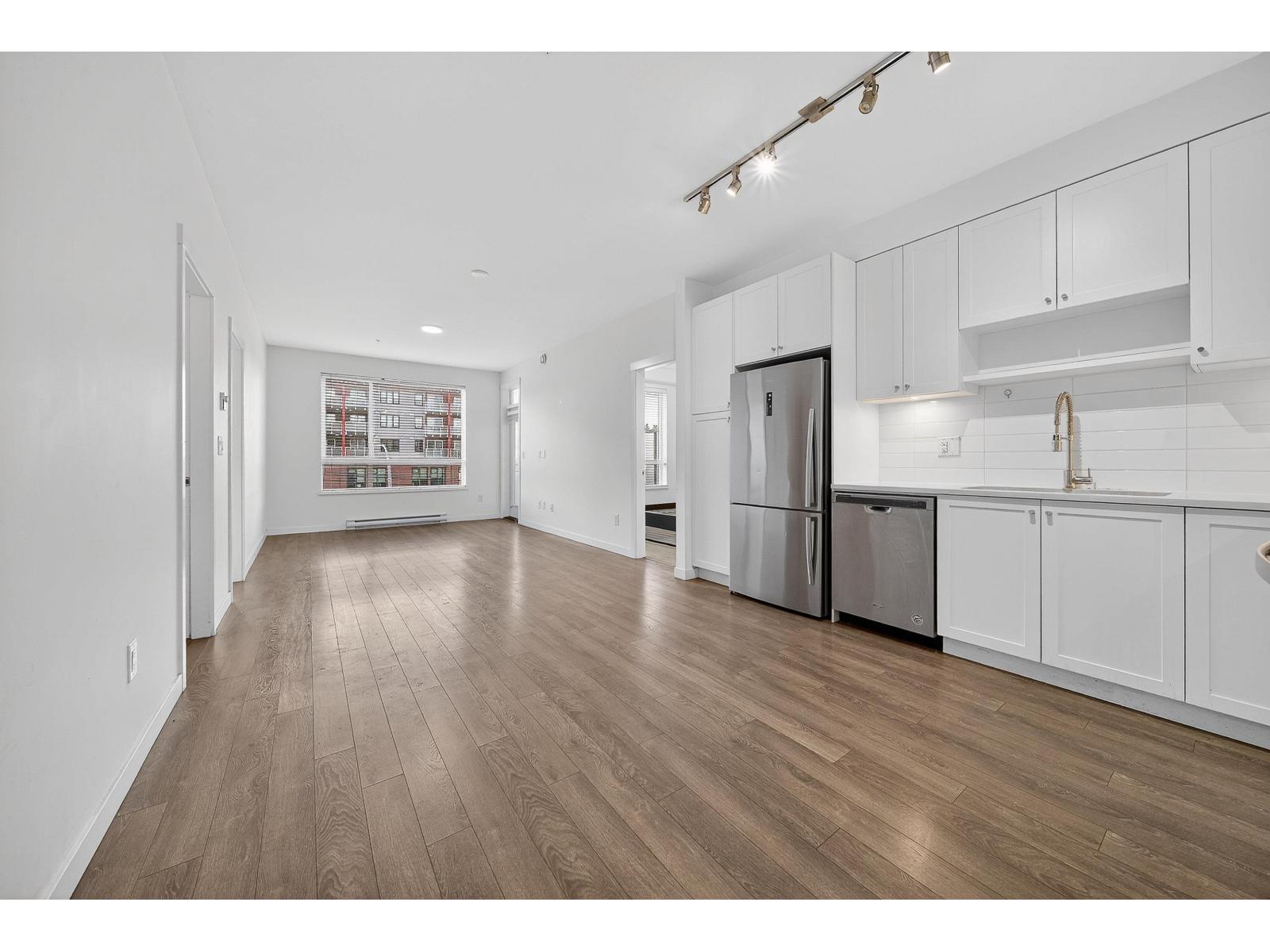 317 13628 81a Avenue, Surrey, British Columbia  V3W 3E2 - Photo 6 - R3051645