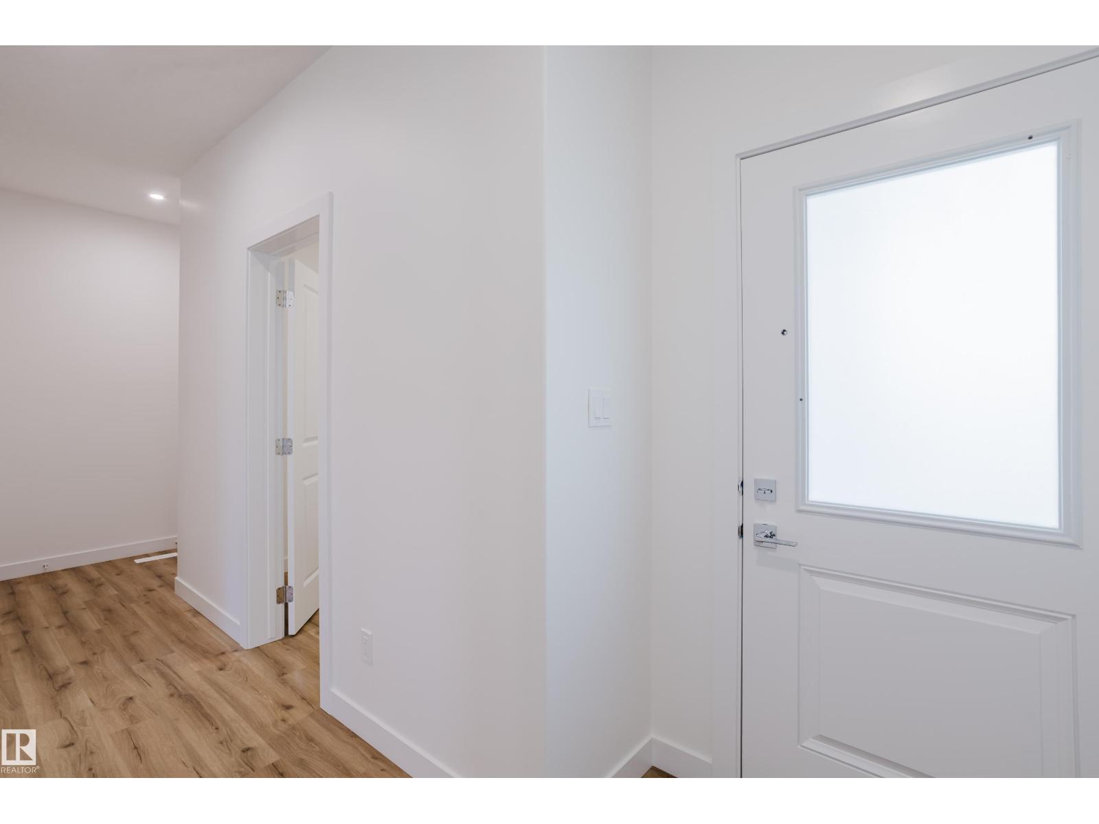 146 Mitchell Bn, Leduc, Alberta  T9E 1T5 - Photo 4 - E4460357
