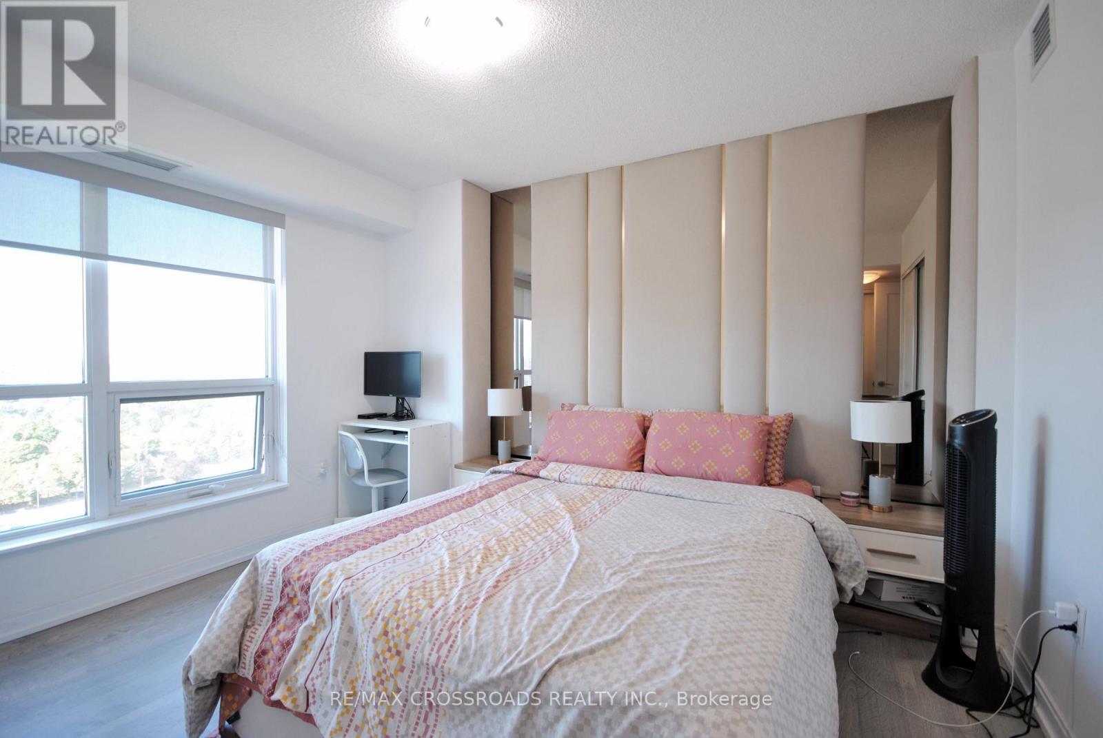1722 - 275 Village Green Square, Toronto, Ontario  M1S 0L8 - Photo 11 - E12439120