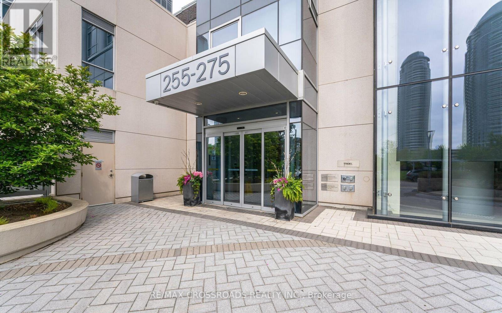 1722 - 275 Village Green Square, Toronto, Ontario  M1S 0L8 - Photo 2 - E12439120