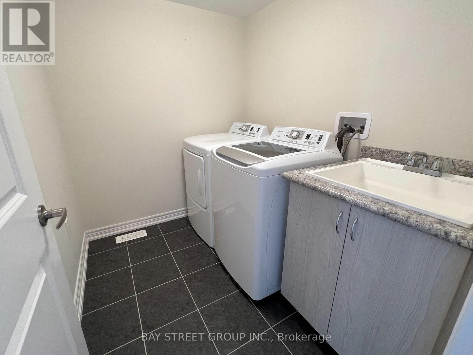 Lorem Ipsum Dolor Sit A, Pickering, Ontario  L1W  - Photo 5 - DEMO28939443