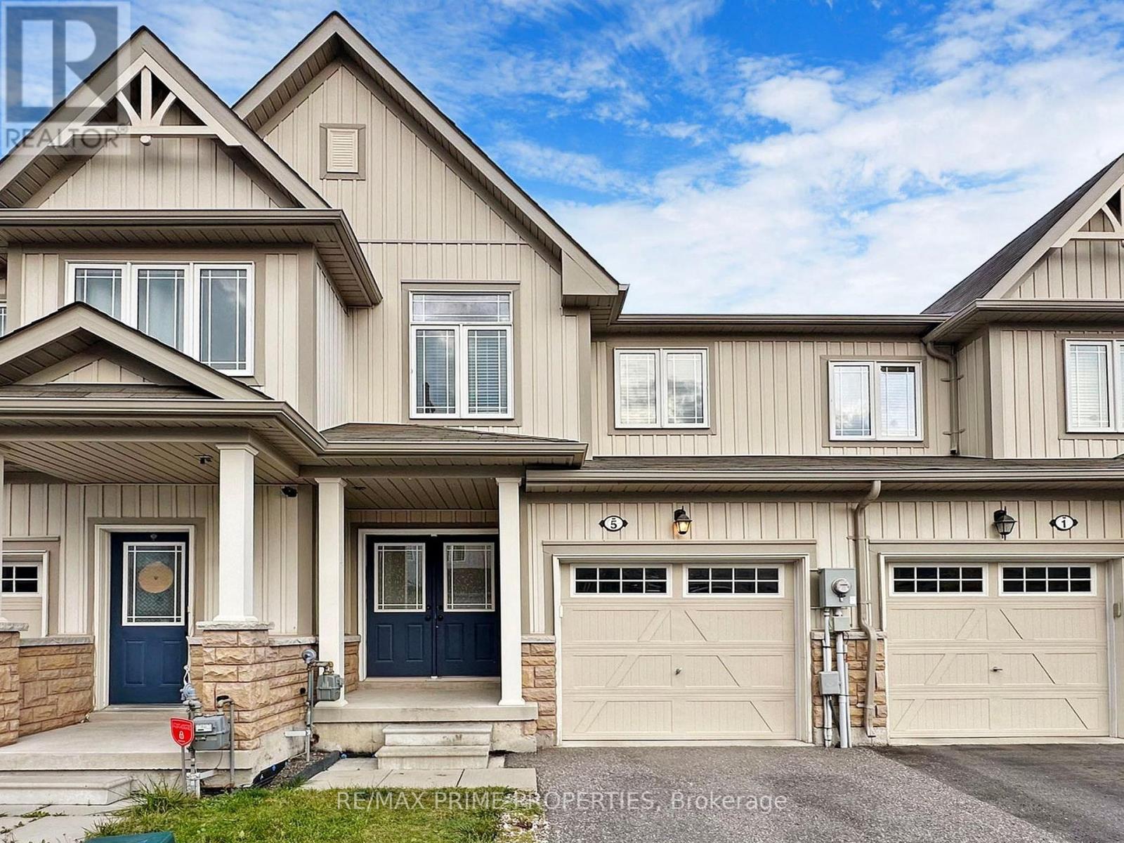 5 DYKSTRA LANE, Clarington, Ontario