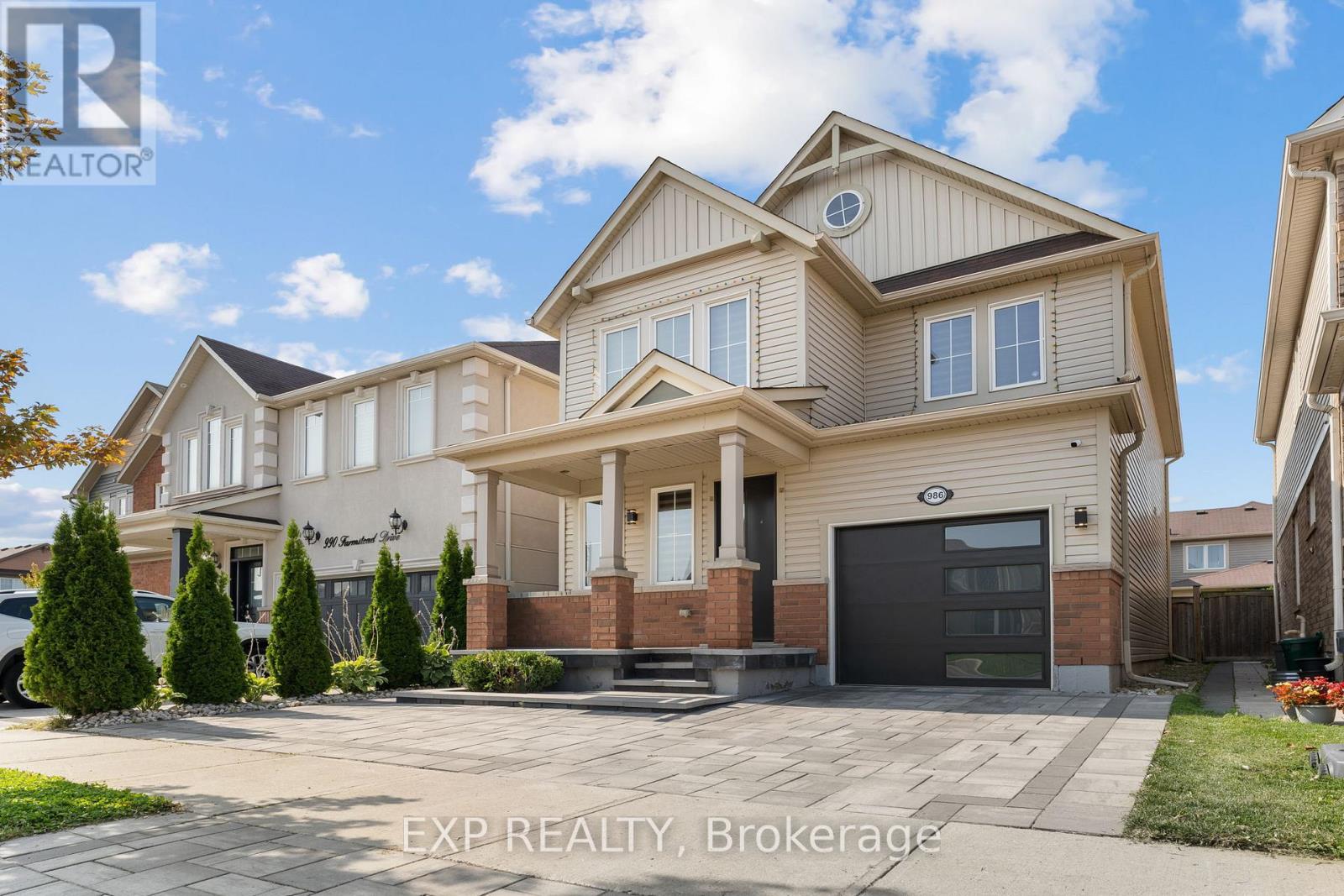 986 FARMSTEAD DRIVE, Milton, Ontario