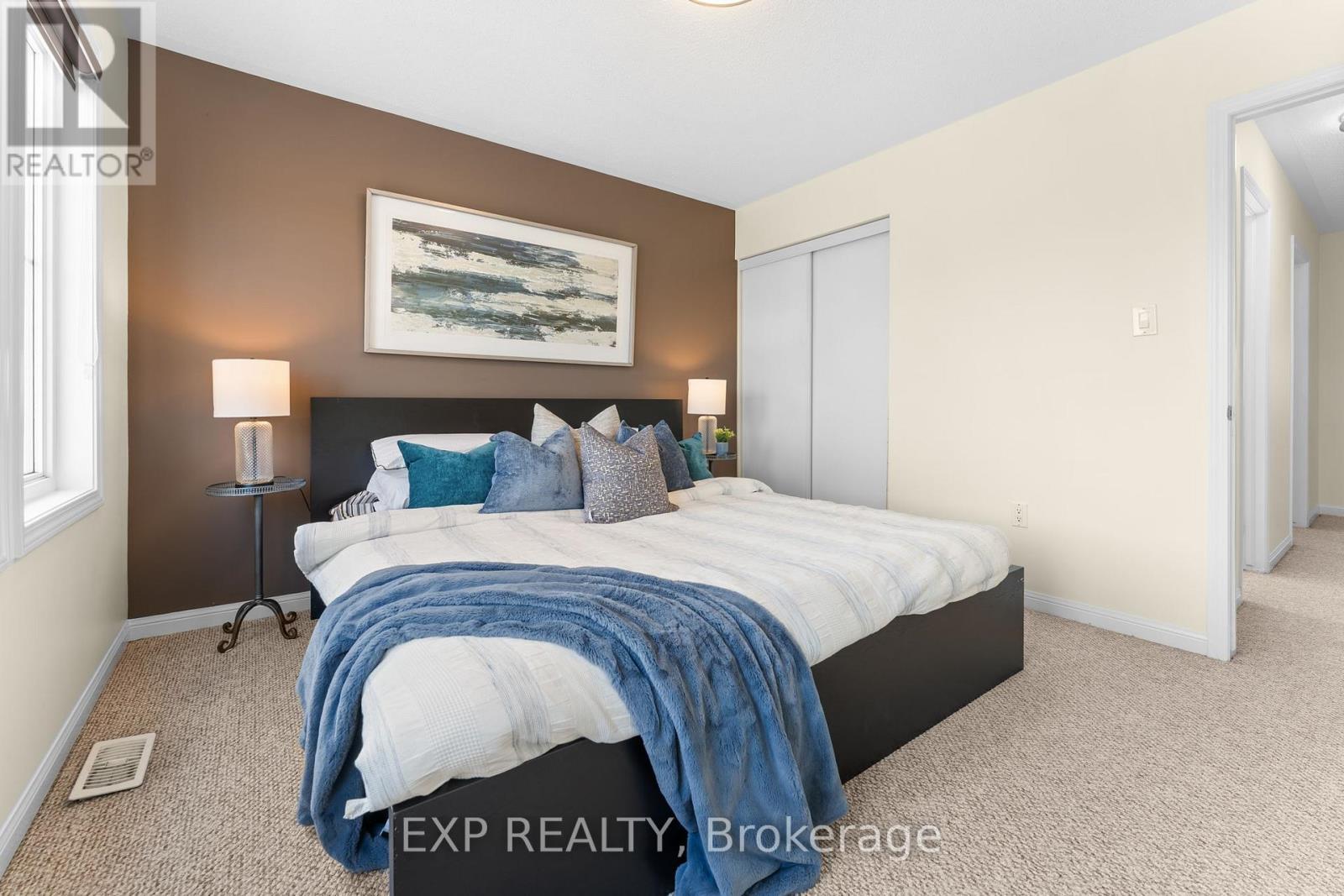 986 Farmstead Drive, Milton, Ontario  L9T 8J1 - Photo 25 - W12439126