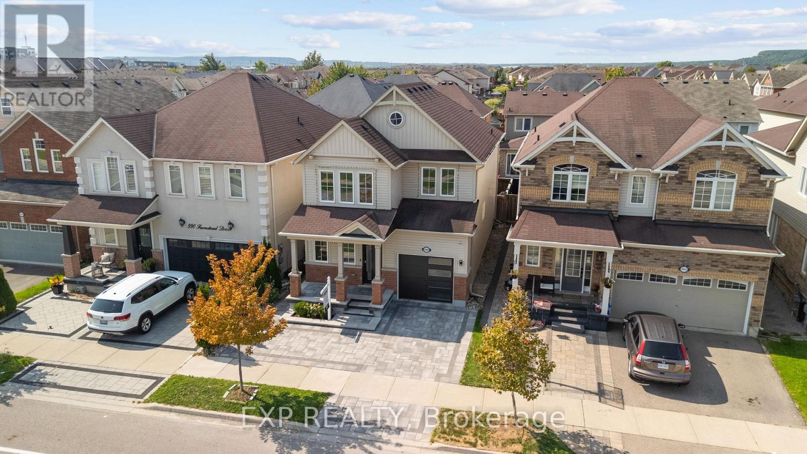986 Farmstead Drive, Milton, Ontario  L9T 8J1 - Photo 34 - W12439126
