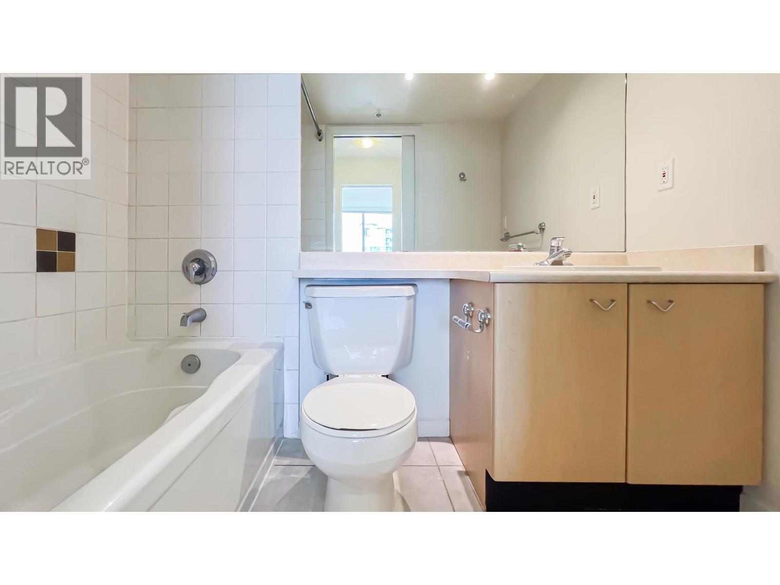 1305 8180 Granville Avenue, Richmond, British Columbia  V6Y 4G1 - Photo 17 - R3017700