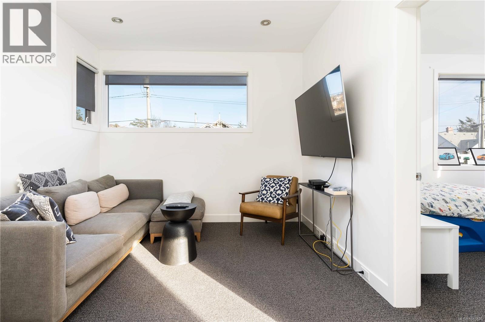 2086 Marne St, Oak Bay, British Columbia  V8S 4J8 - Photo 12 - 1015576