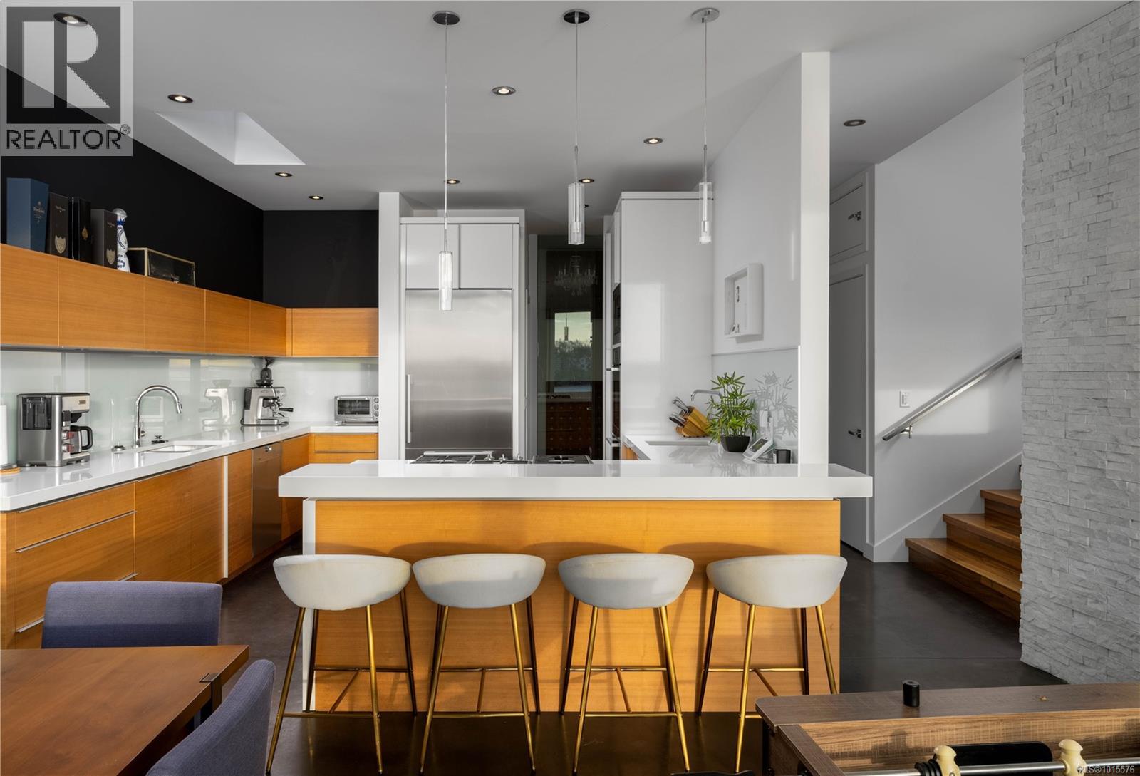 2086 Marne St, Oak Bay, British Columbia  V8S 4J8 - Photo 28 - 1015576