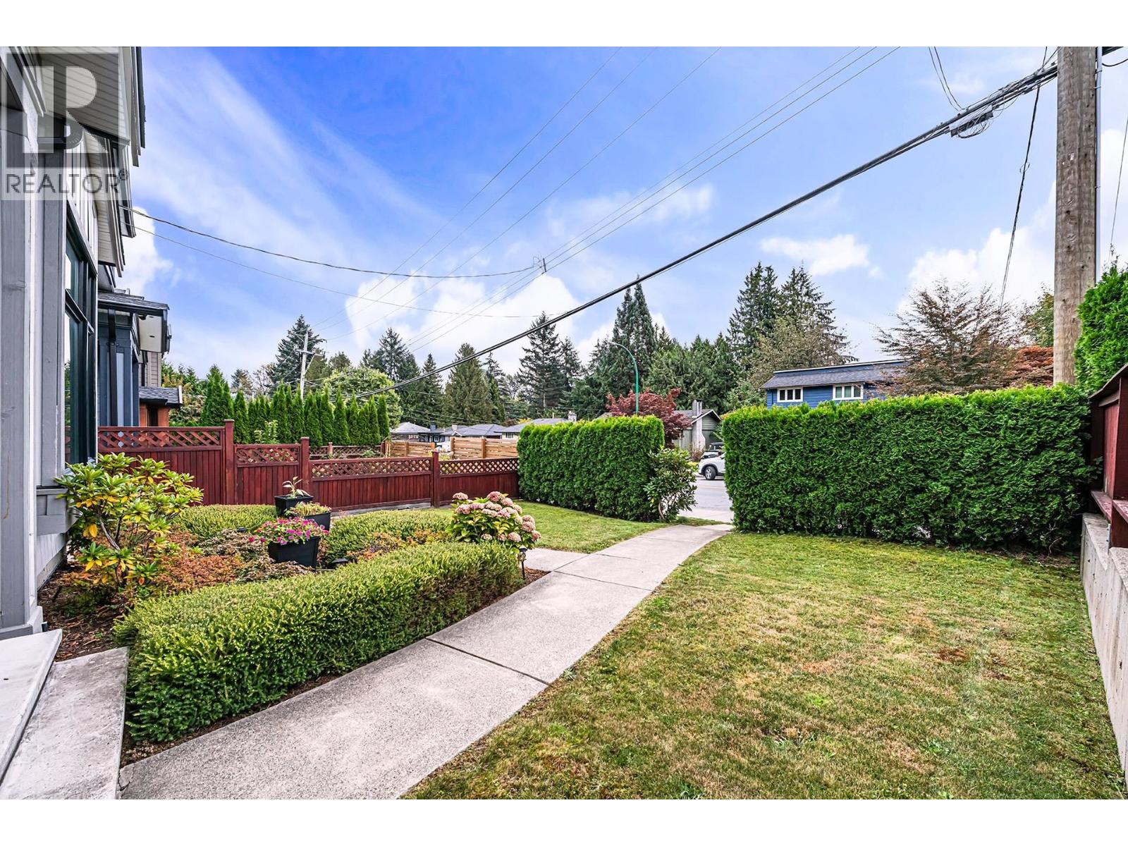 1370 Ross Road, Vancouver, British Columbia  V7J 1V2 - Photo 4 - R3054190