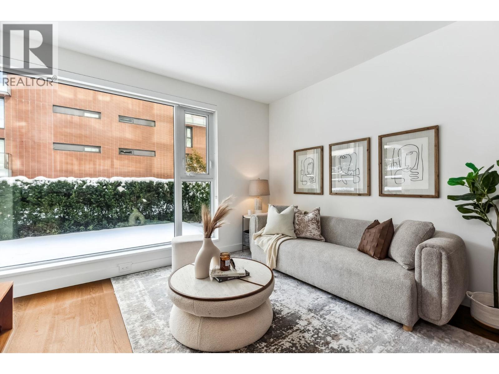 208 7228 Adera Street, Vancouver, British Columbia  V6P 0H8 - Photo 1 - R3054061