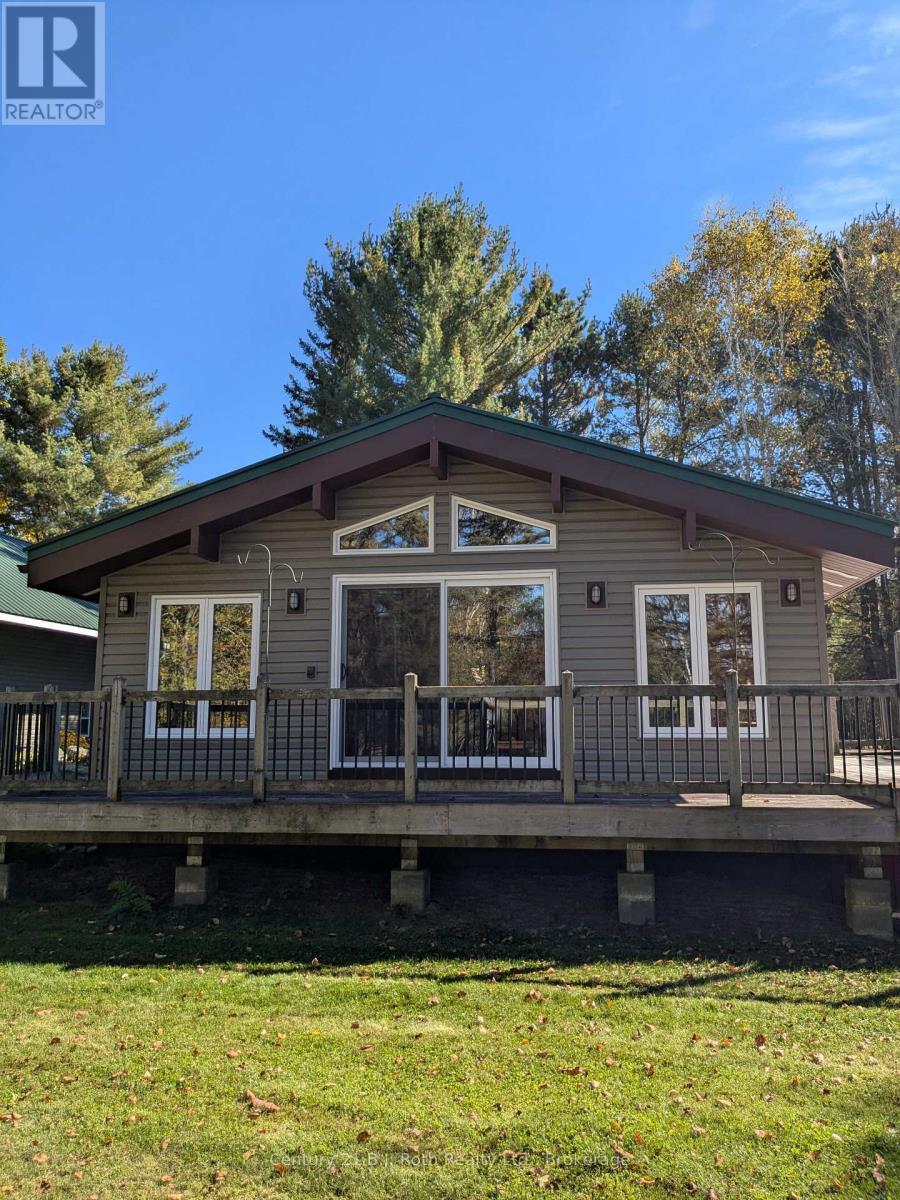71 Victoria Street, Magnetawan, Ontario  P0A 1P0 - Photo 10 - X12439154