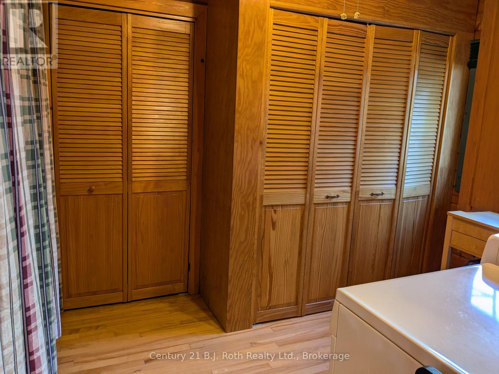 71 Victoria Street, Magnetawan, Ontario  P0A 1P0 - Photo 15 - X12439154