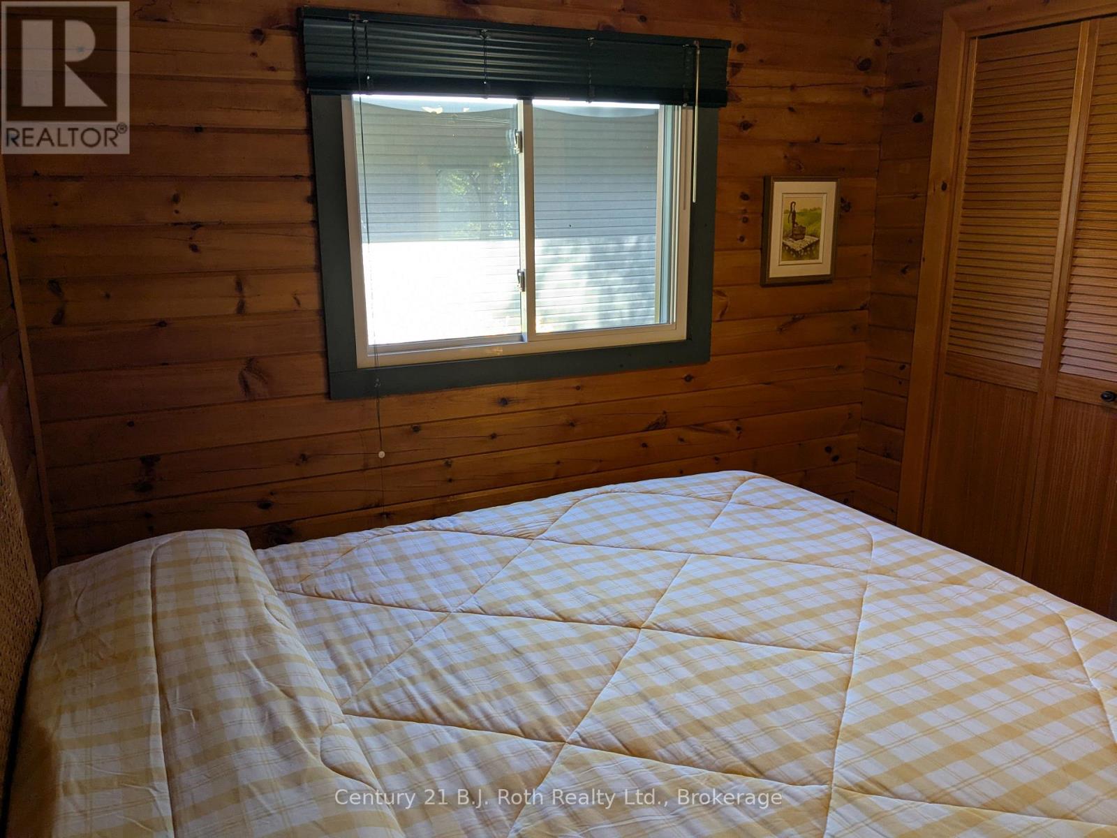 71 Victoria Street, Magnetawan, Ontario  P0A 1P0 - Photo 18 - X12439154