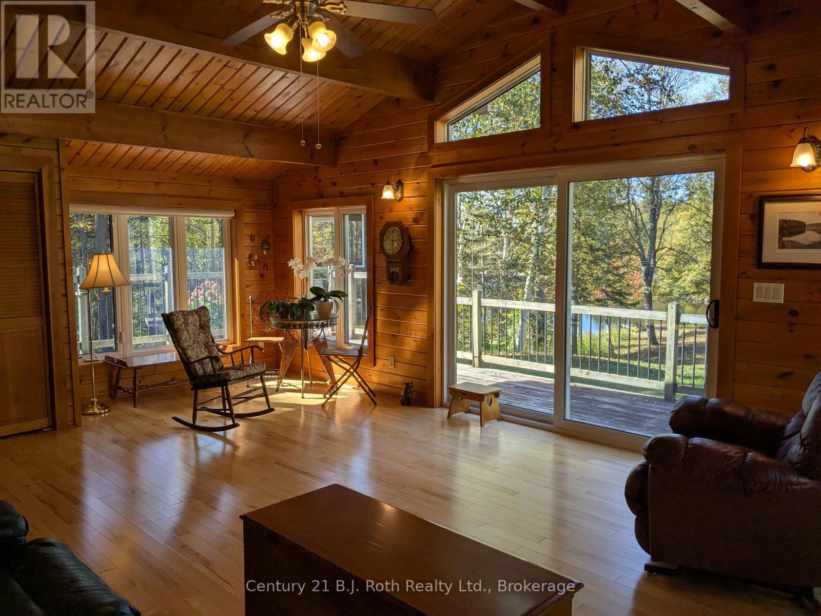 71 Victoria Street, Magnetawan, Ontario  P0A 1P0 - Photo 19 - X12439154