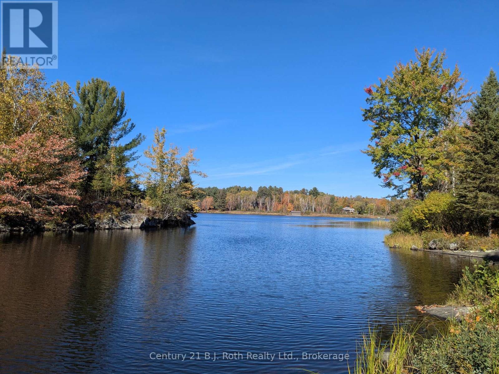 71 Victoria Street, Magnetawan, Ontario  P0A 1P0 - Photo 2 - X12439154