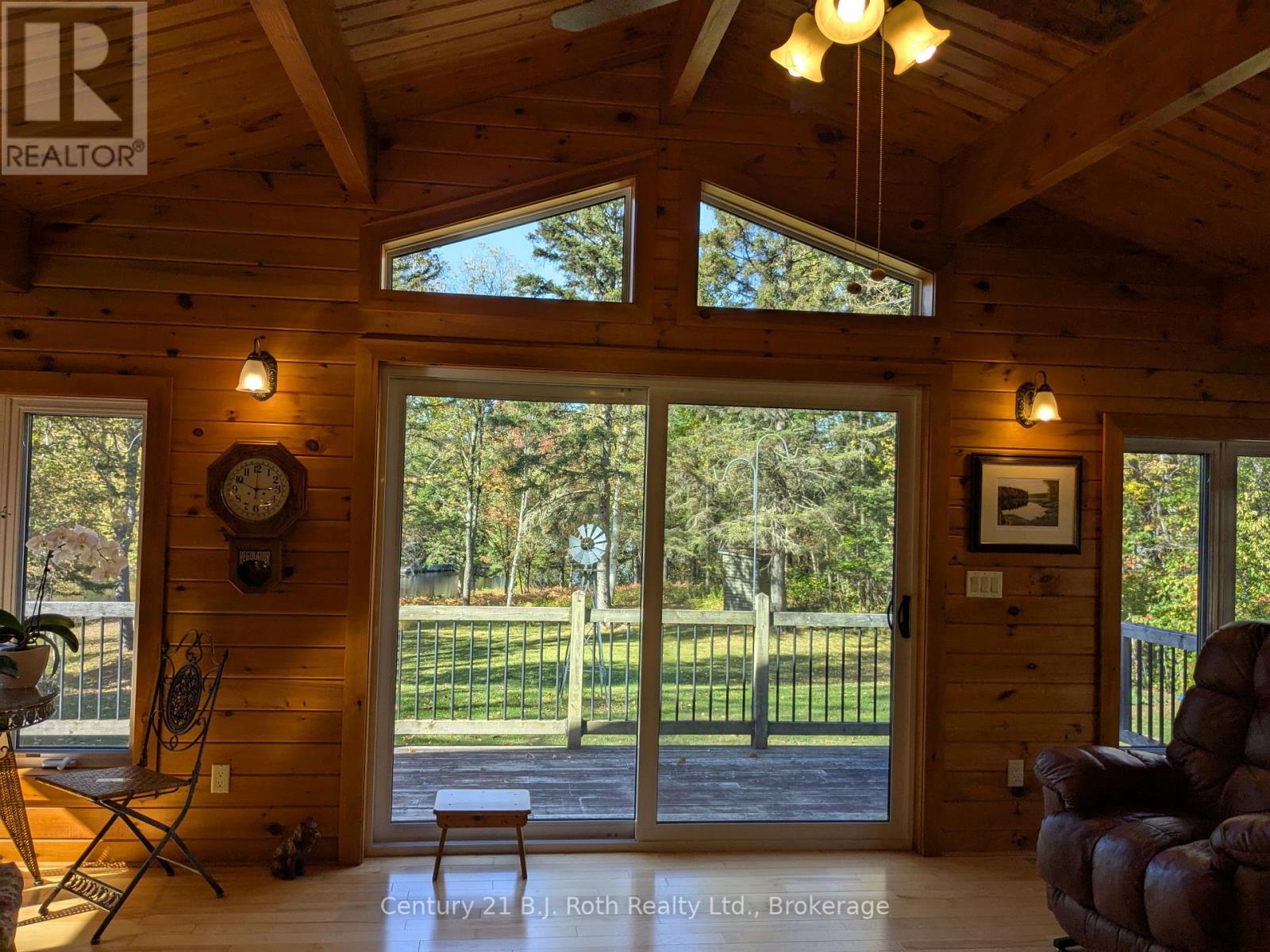 71 Victoria Street, Magnetawan, Ontario  P0A 1P0 - Photo 22 - X12439154