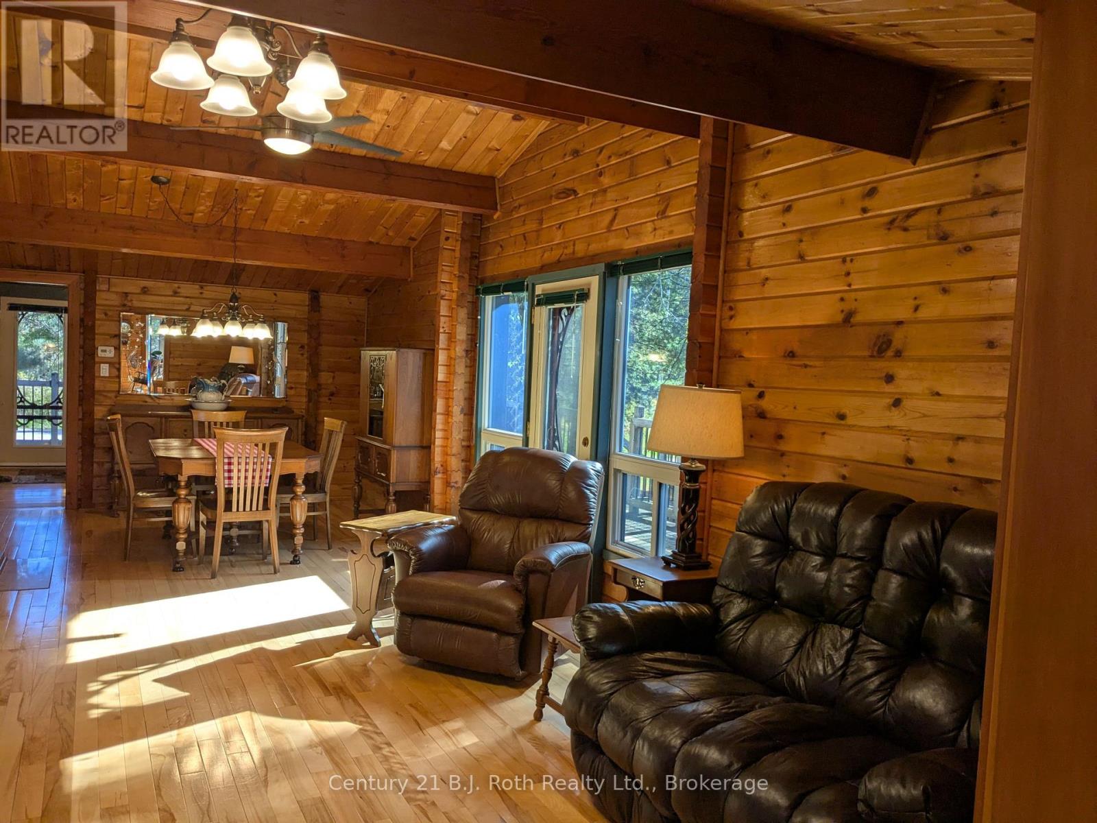 71 Victoria Street, Magnetawan, Ontario  P0A 1P0 - Photo 29 - X12439154