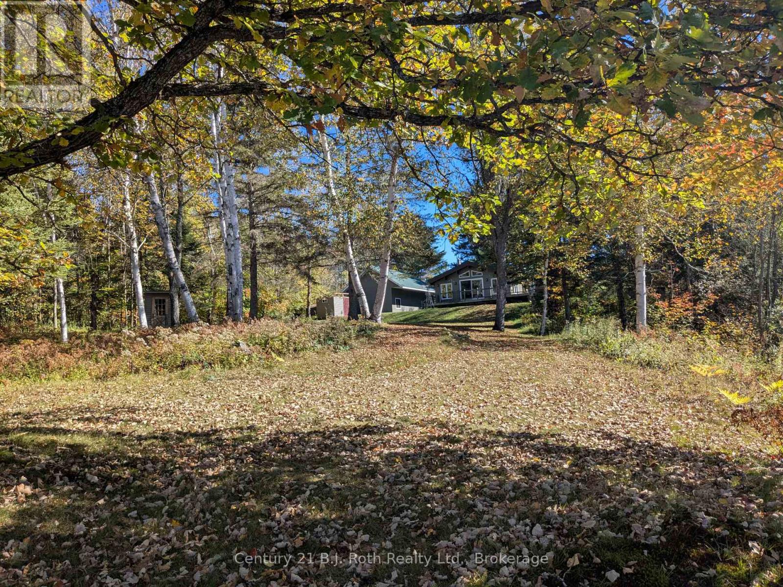 71 Victoria Street, Magnetawan, Ontario  P0A 1P0 - Photo 7 - X12439154