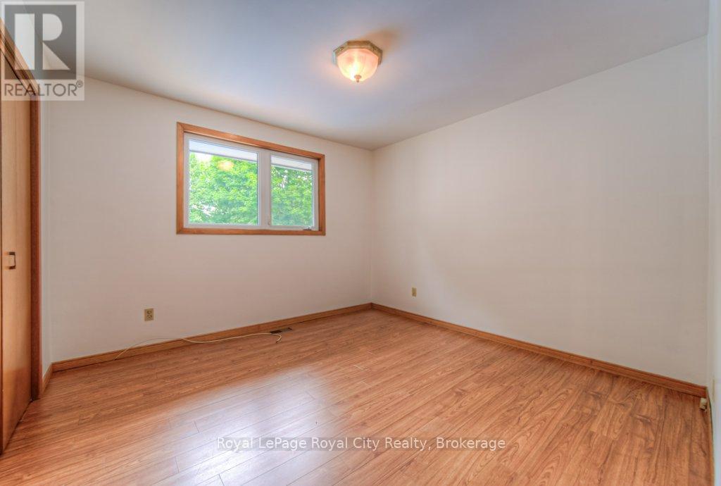 36 Argyle Drive, Guelph, Ontario  N1G 2P2 - Photo 18 - X12439177