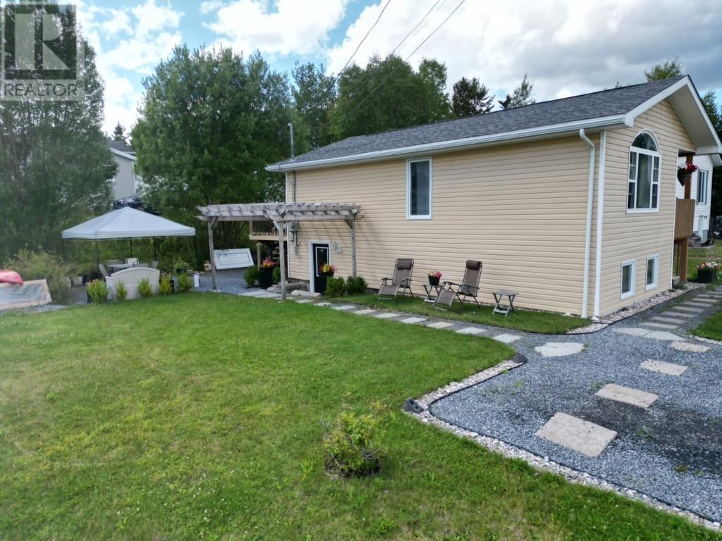 36 Hillview Avenue, Pasadena, Newfoundland & Labrador  A0L 1K0 - Photo 30 - 1291029