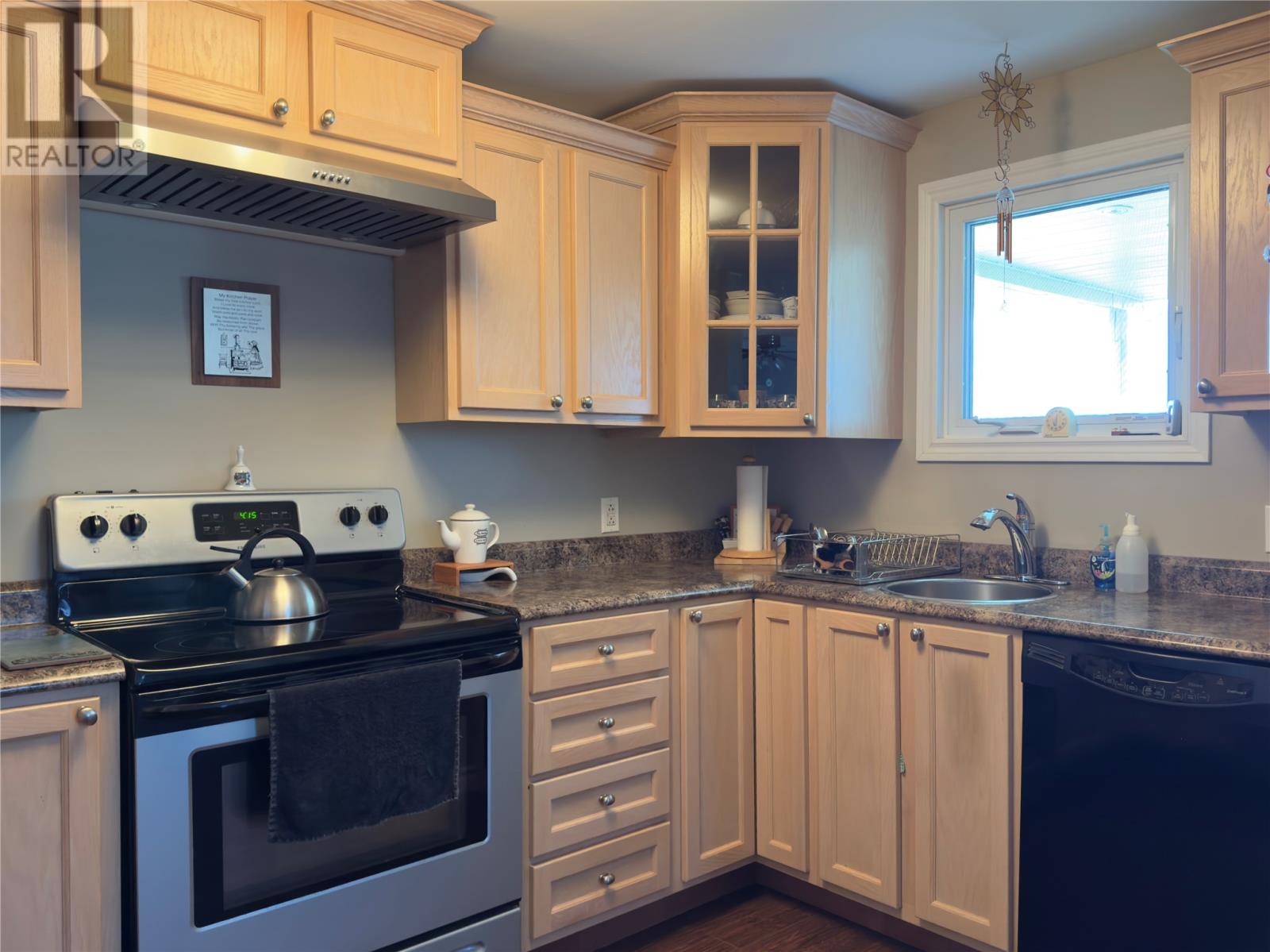 36 Hillview Avenue, Pasadena, Newfoundland & Labrador  A0L 1K0 - Photo 9 - 1291029