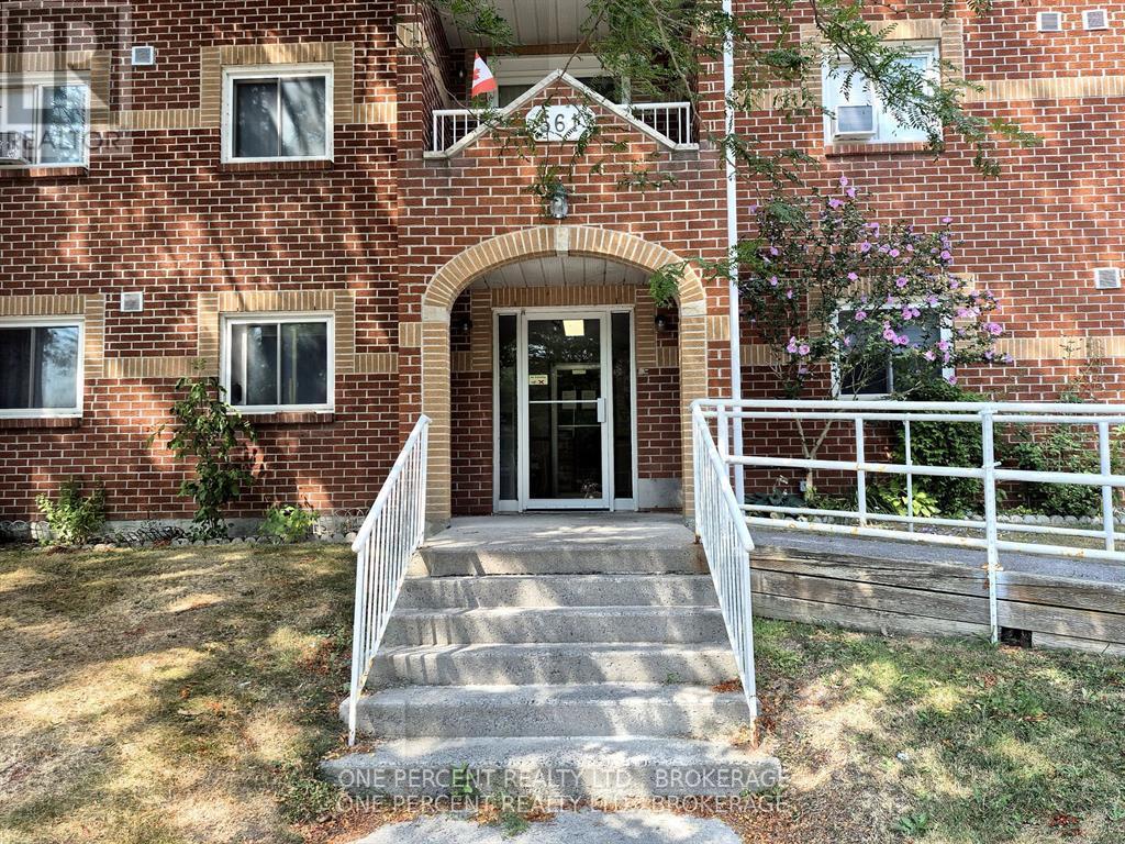 116 - 561 Armstrong Road, Kingston, Ontario  K7M 8J9 - Photo 1 - X12439187