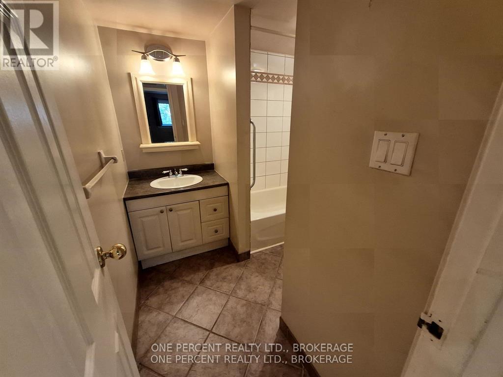 116 - 561 Armstrong Road, Kingston, Ontario  K7M 8J9 - Photo 26 - X12439187