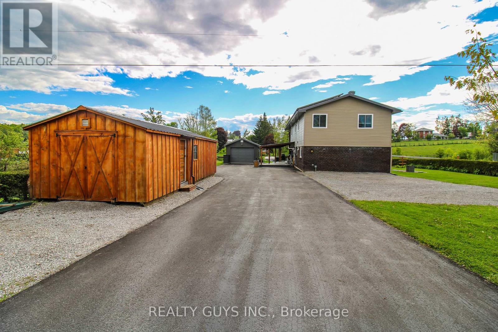 4 Cadillac Boulevard, Kawartha Lakes, Ontario  K0L 2W0 - Photo 14 - X12439185