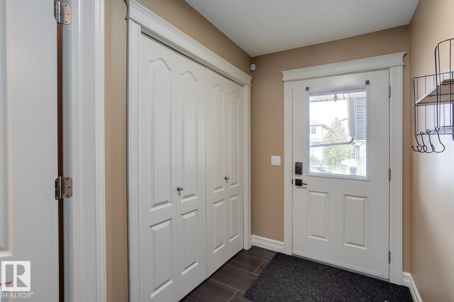 3017 16a Av Nw, Edmonton, Alberta  T6T 0P8 - Photo 4 - E4454984