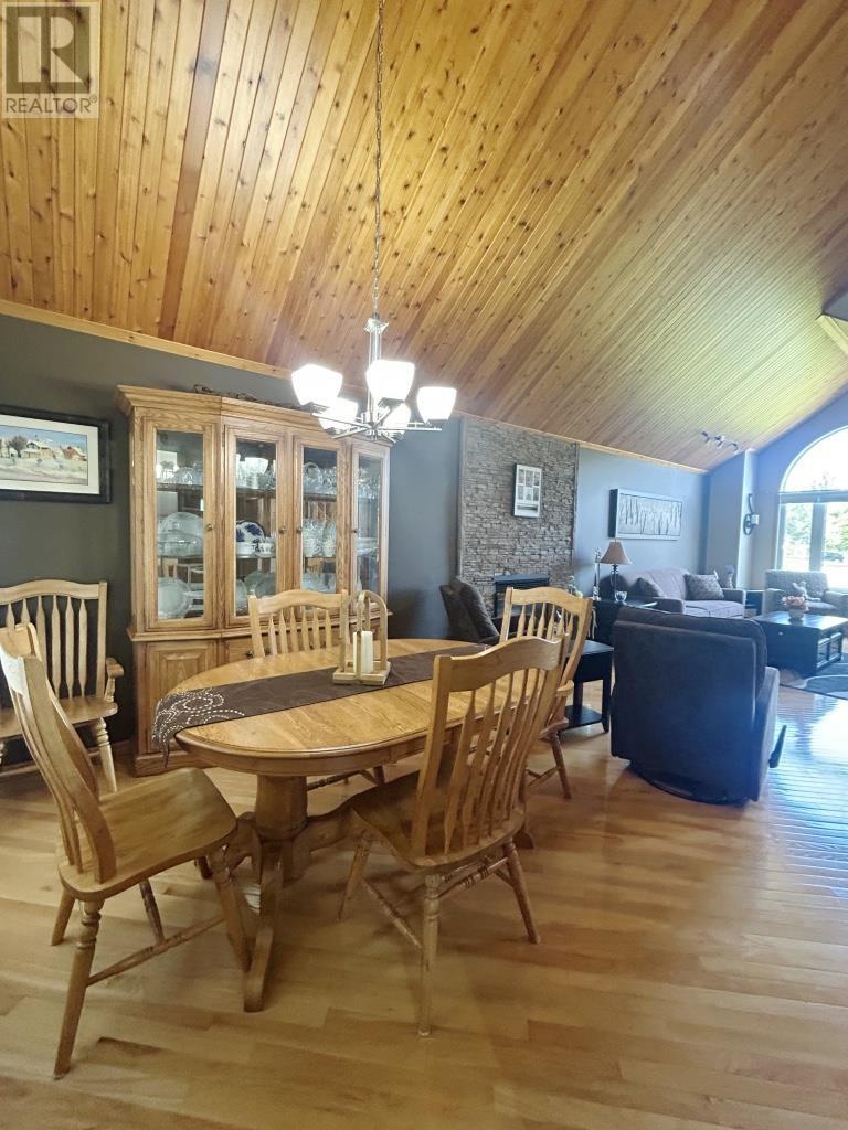 1712 Lyndy Pl N, Fort Frances, Ontario  P9A 3V4 - Photo 12 - TB251923